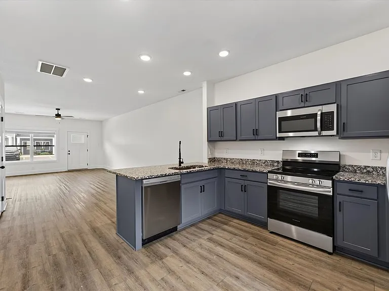 309 Front Ridge Cir — Photo 13