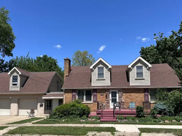 616 E Center St, Ottawa, IL 61350