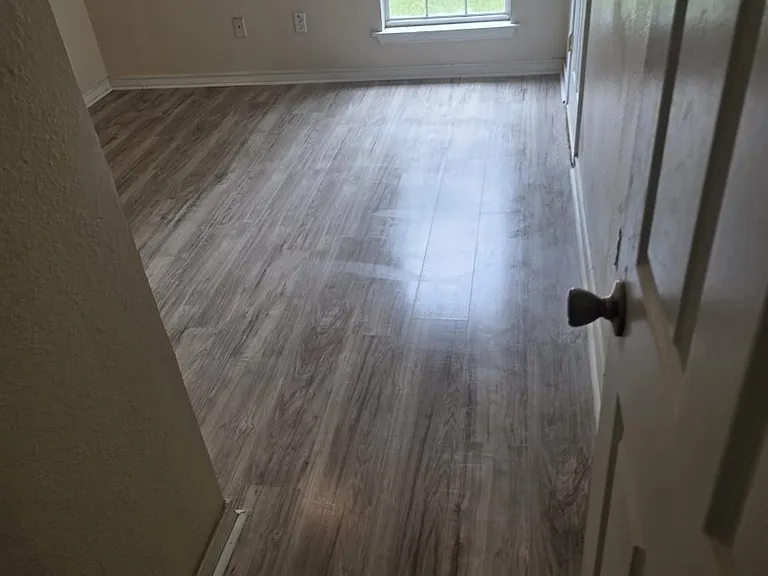 1000 N Brents Ave — Photo 21