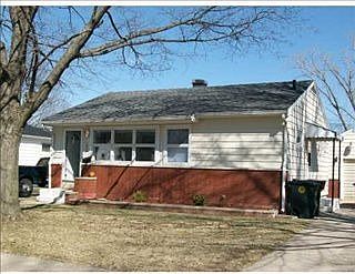 2nd image of 1036 Canterbury Dr