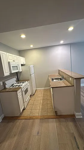 56 Imlay St Photo 1