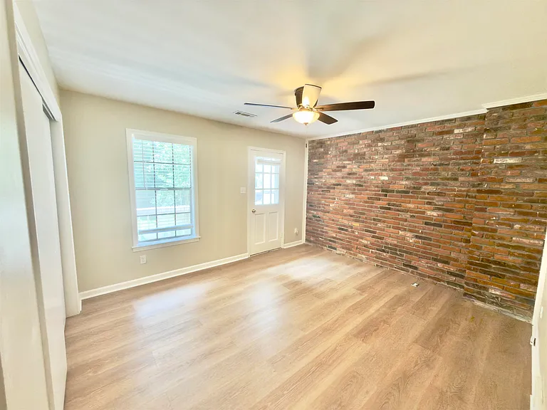 379 Dove Valley Rd — Photo 14