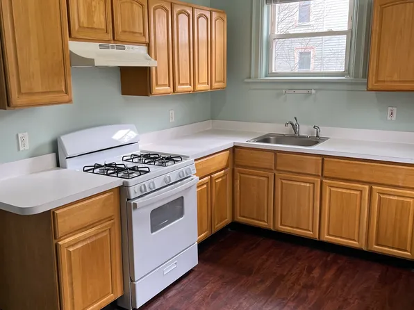 109 Montgomery St APT 1C, Poughkeepsie, NY 12601