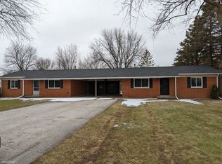 3249 Northwest Dr, Saginaw, MI