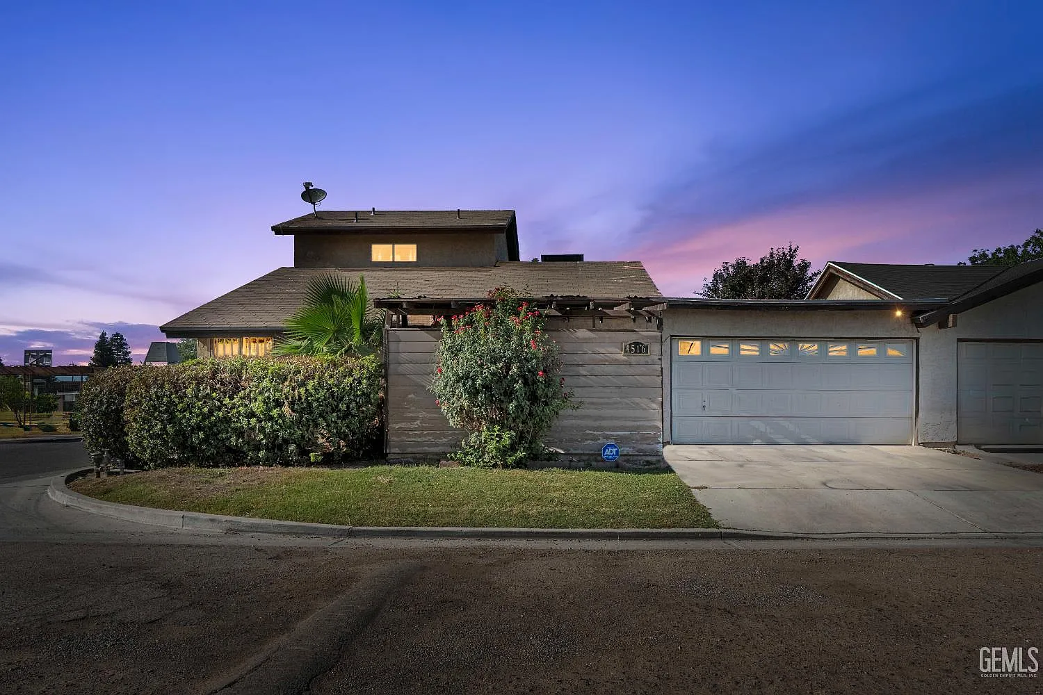 4516 Baybrook Way photo 1