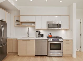 3195 Saint George St, Vancouver, BC V5T 3R9