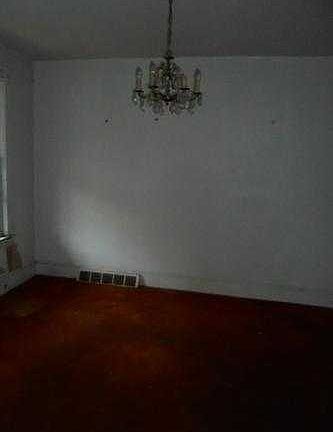 706 Division St
