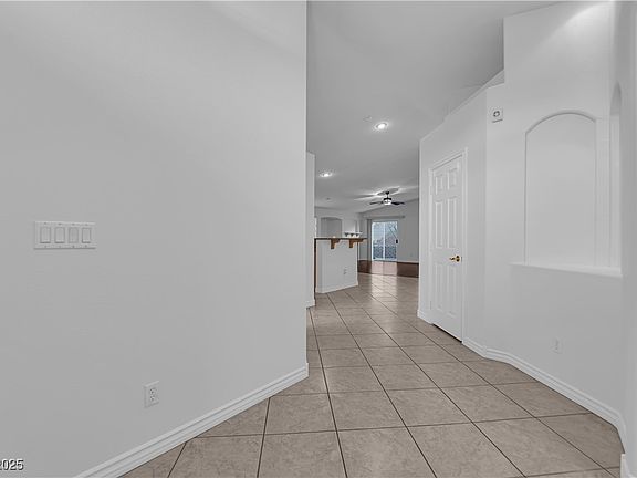 4th image of 10752 Jubilee Mountain Ave