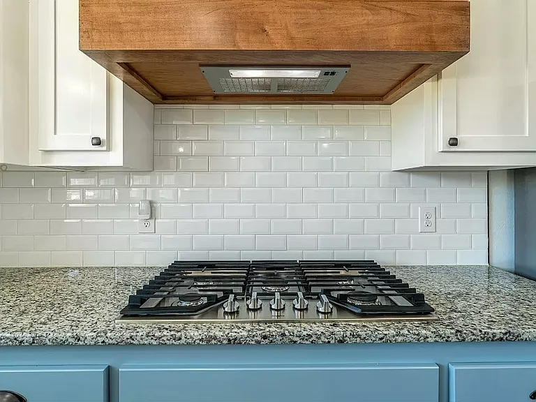 4609 McCann Ave — Photo 7