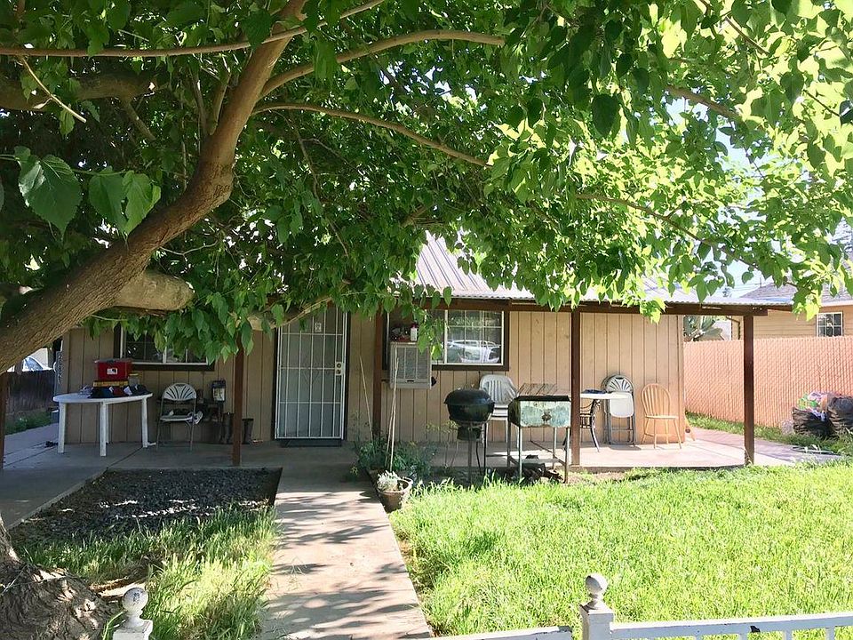 2nd image of 26821 Madison St