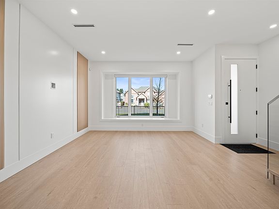 5th image of 10700 Aragon Rd #2