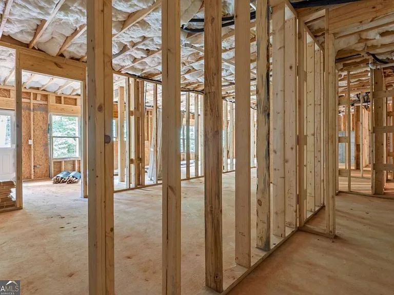 380 Ansley Dr — Photo 24