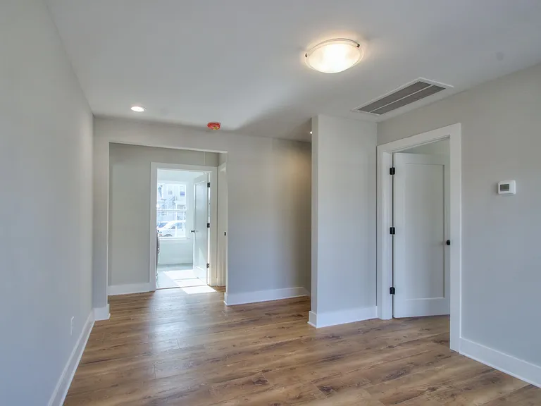2810 Gear St — Photo 22