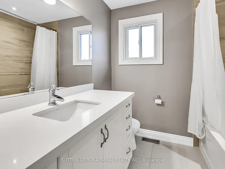 119 McCabe Cres #MAIN 2ND — Photo 17