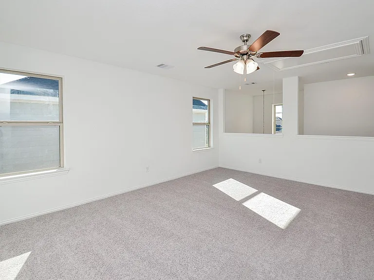 7919 Royal Palm Dr — Photo 21