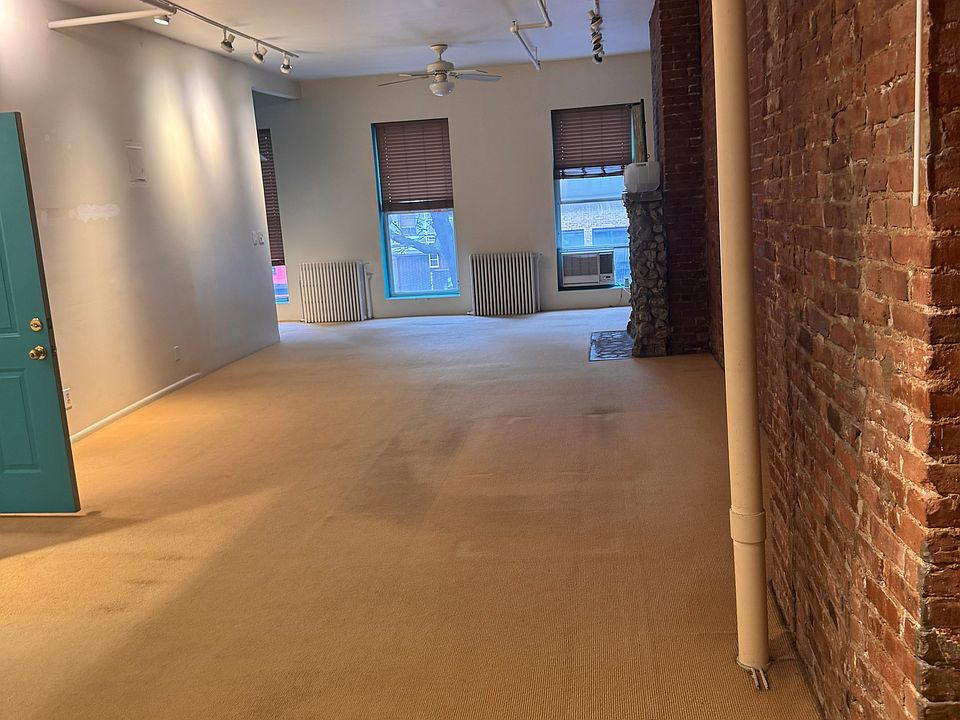 Building Photo 3