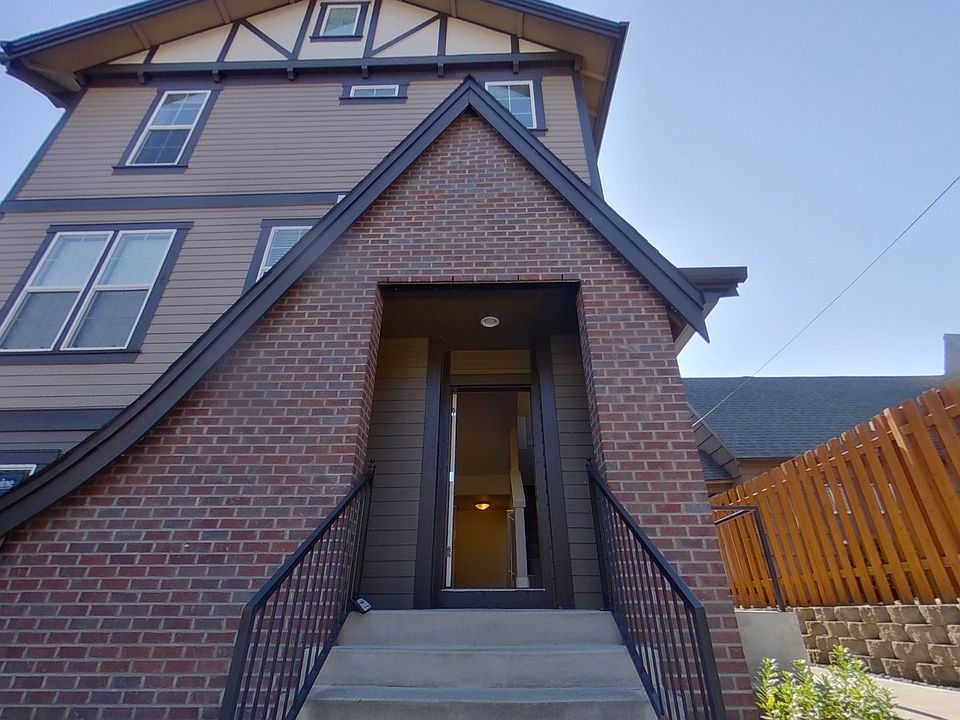 1st image of 335 NW 25th St #103