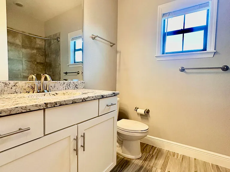 2523 Rodina Dr — Photo 36