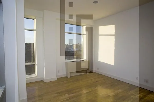 Rented by Loom Group | media 86