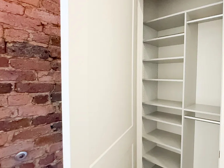 27 Biltmore Ave #201 — Photo 15