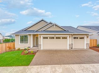 891 E Wilson St, Carlton, OR 97111