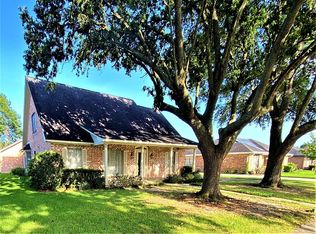 2725 Ruth Ln, Port Neches, TX 77651