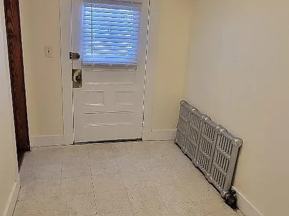 10-12 Brookway Rd #1, Roslindale, MA 02131
