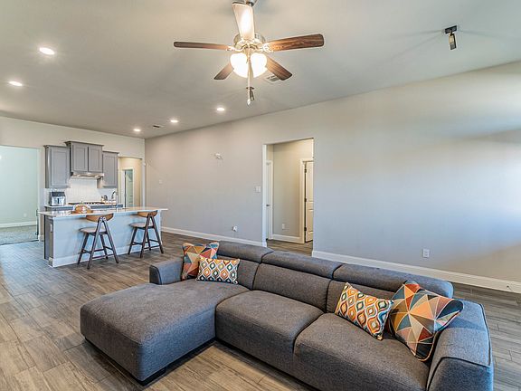 4th image of 10638 Cherry Tree Way