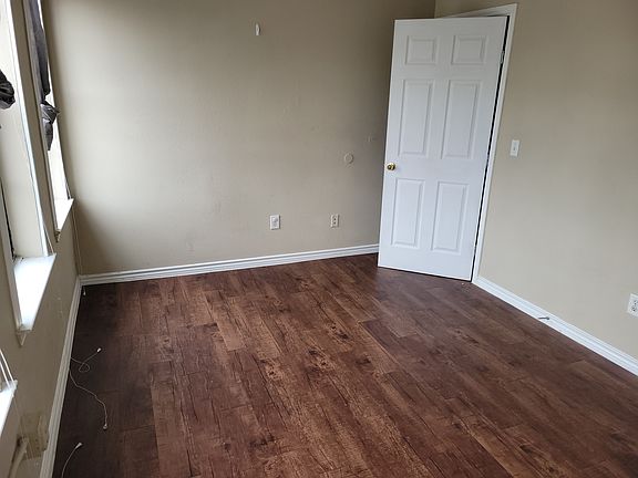 5th image of 354 E Southcross Blvd APT 7