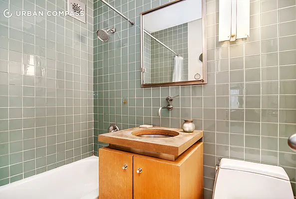 Rented by Compass | media 37