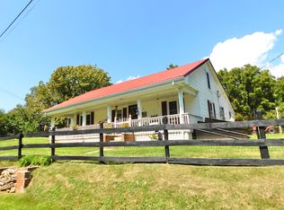 590 Webb Rd, Irvine, KY 40336