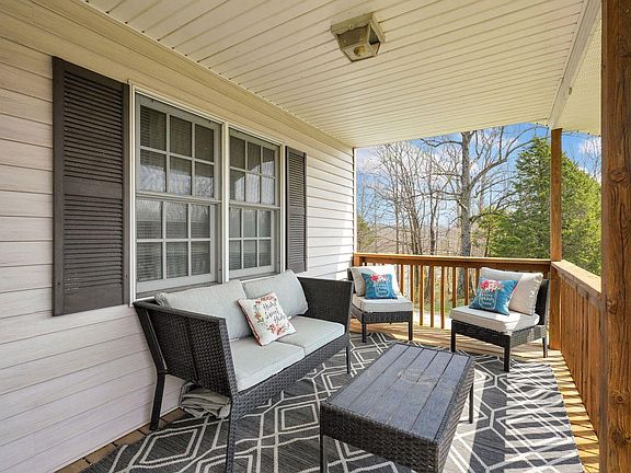 3rd image of 1099 Middle Leesville Rd