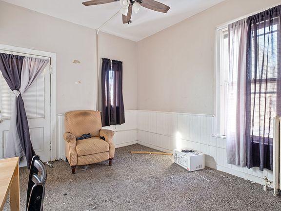 3rd image of 223 Bates Ave APT 1