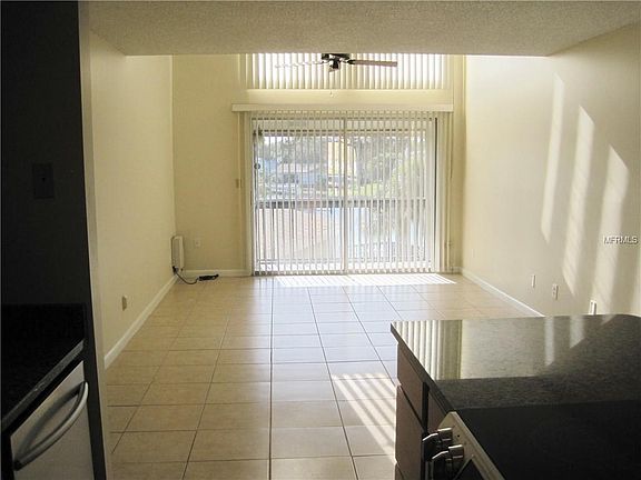 4th image of 6321 Newtown Cir #21B7