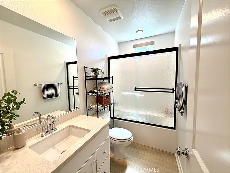960 N Tangent Privado #205 — Photo 11