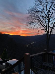 833 Forest Dr, Maggie Valley, NC, 28751