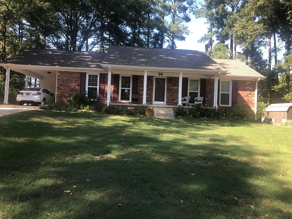 Call located, cul-de-sac all brick home