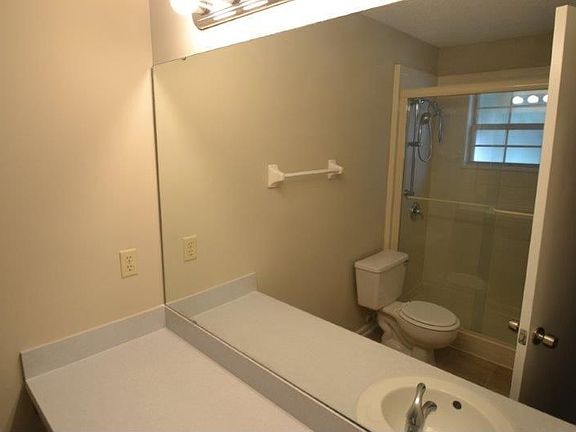 3rd image of 3271 W Glendyne Dr