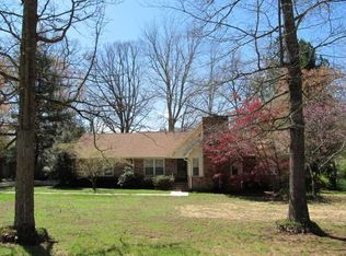 103 Crosslake Dr, Tullahoma, TN 37388