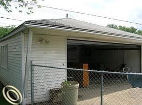 3rd image of 11200 Karen St