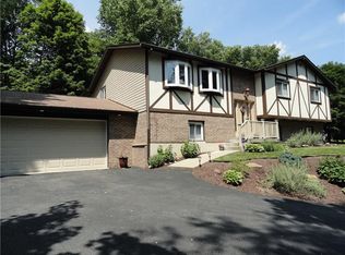 2339 Spicher Hill Rd, North Huntingdon, PA 15642