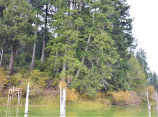 96115 Rains Ln, Lakeside, OR 97449