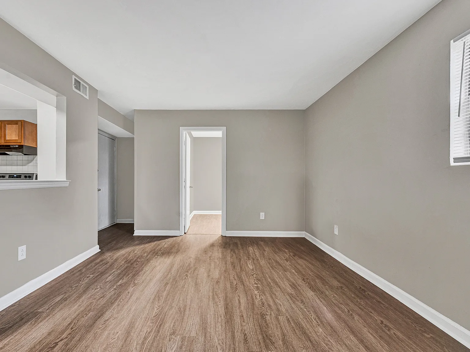 Flats at Glade Creek — Photo 4