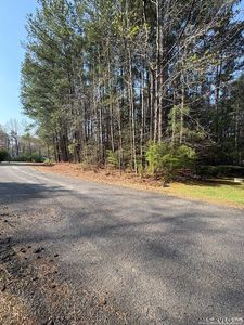 26 Locust Dr, Bracey, VA, 23919