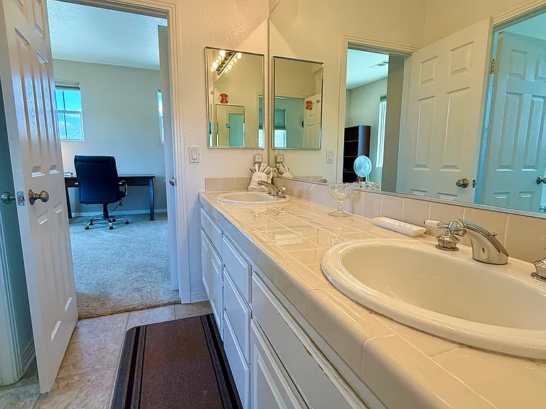 43130 Calle Camellia — Photo 45