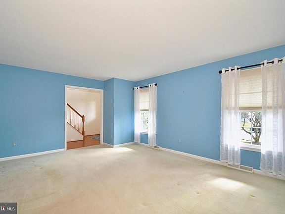 3rd image of 1904 Munsey Way