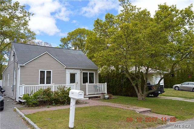 1st image of 467 Glen Dr