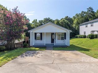 974 Braxton Dr, Concord, NC 28025