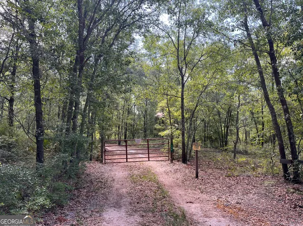 174 Old Groveland Rd, Pembroke, GA 31321