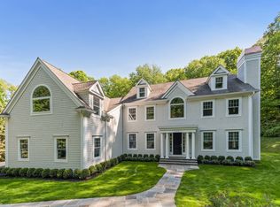 54 Chestnut Ridge Rd, Mount Kisco, NY 10549